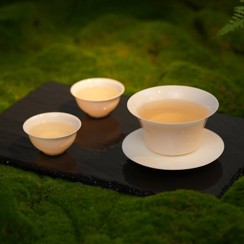 Sunlit Grove Tea-Green