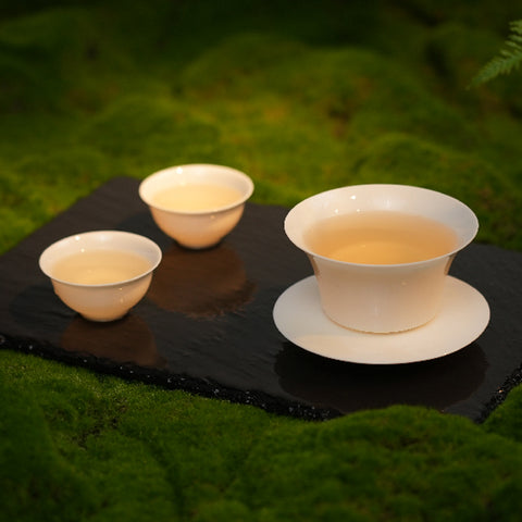 Royal Nahán Pu-erh